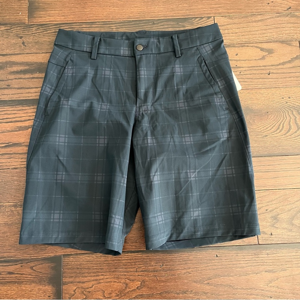 Lululemon Men's Navy Plaid Shorts NWT